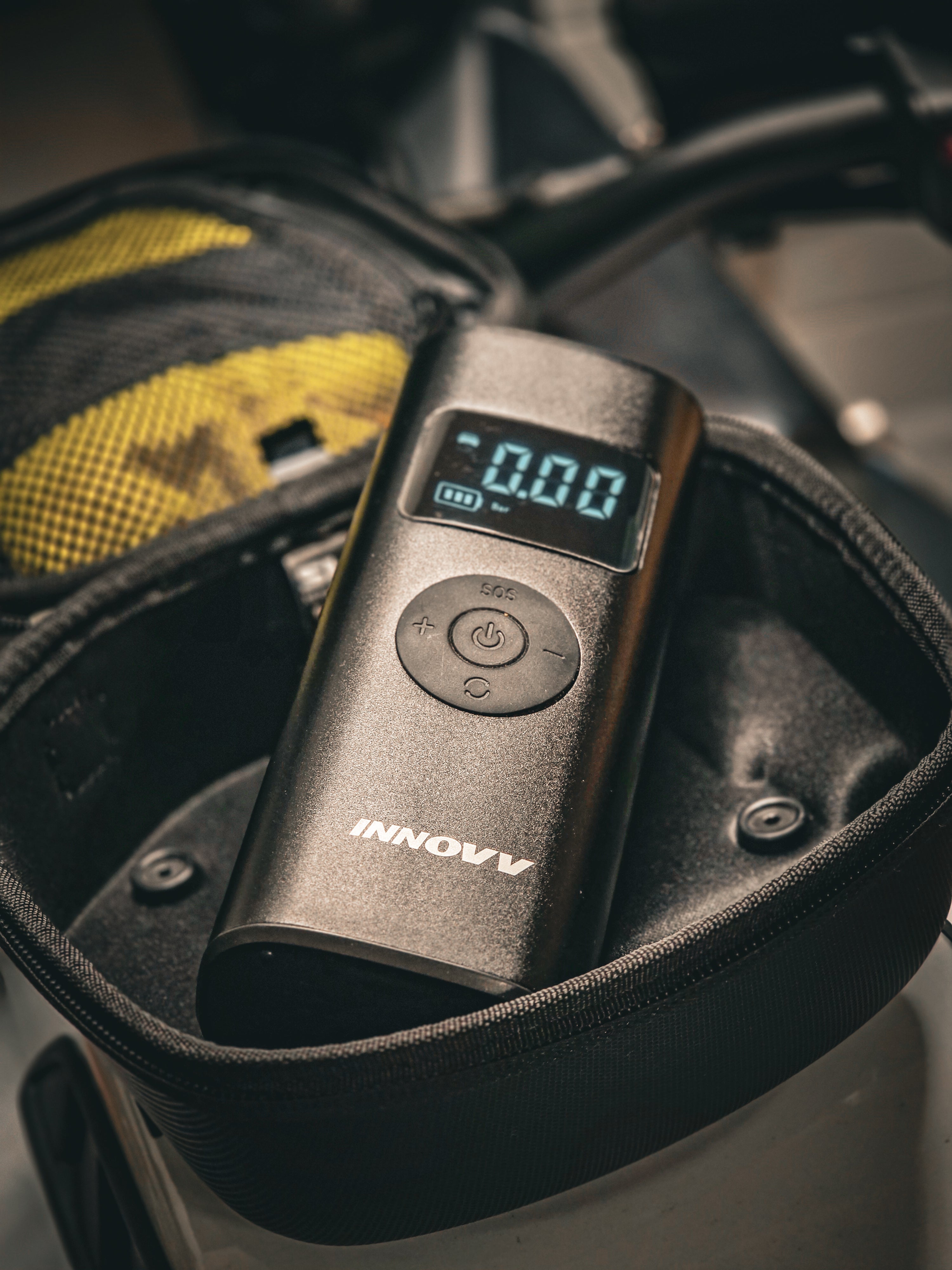 INNOVV P1 Portable Tire Inflator