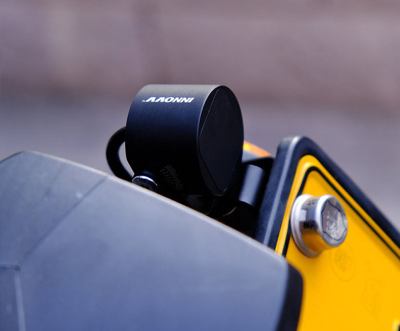 INNOVV ThirdEYE: Advanced Motorcycle Blind Spot Detection System